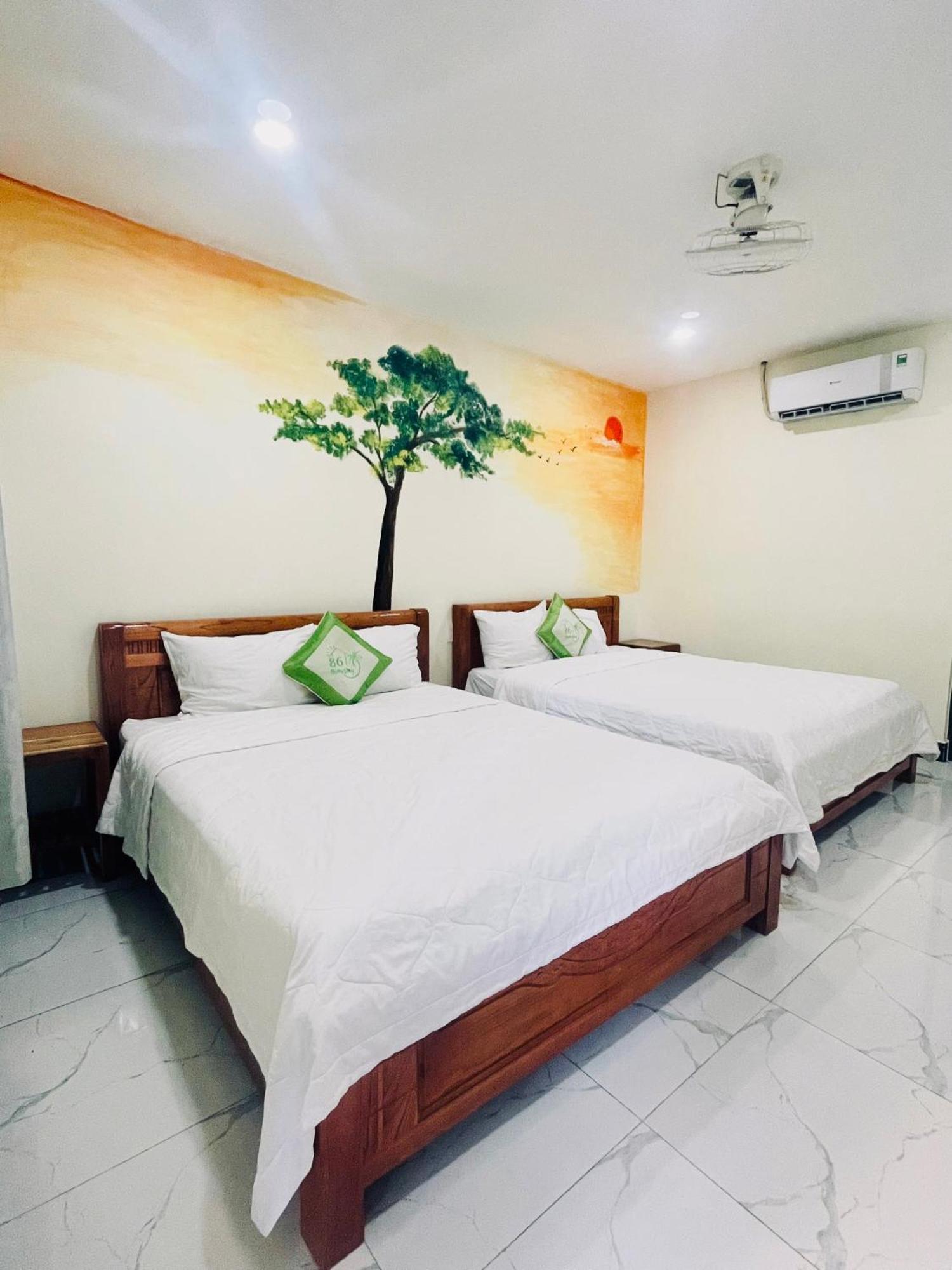 86 Homestay *